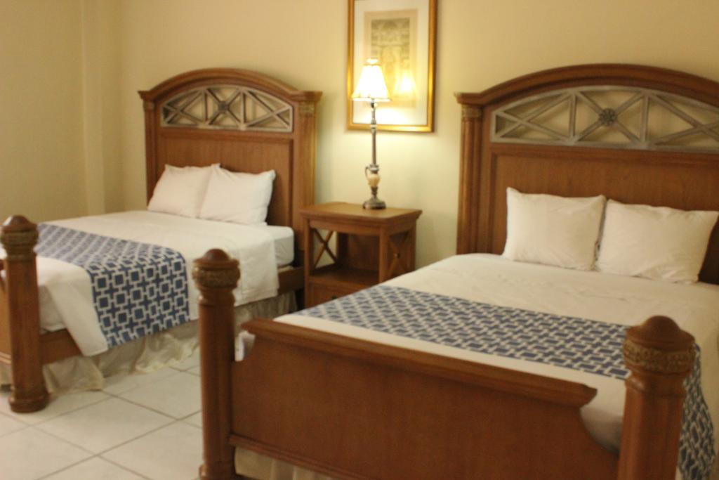 Hotel Carnaval La Ceiba Room photo